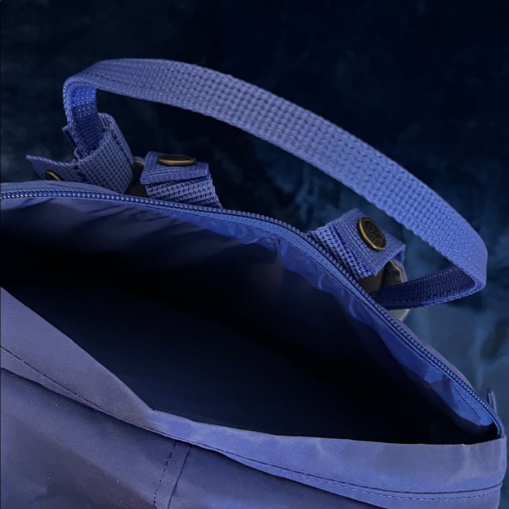 Fjallraven Kånken Deep Blue Backpack - Picture 8 of 8